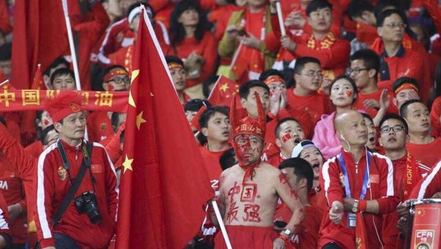 活动将通过公开公平公正的评选，产生;最佳短片 ;最佳导演 ;最佳编剧;最佳摄影;最受欢迎男演员 ;最受欢迎女演员;最佳美术设计;最佳声音设计 ;最佳指导老师;厦门及两岸题材特别奖10项荣誉